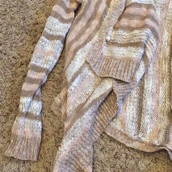 Cover up - Picture 2 of 4